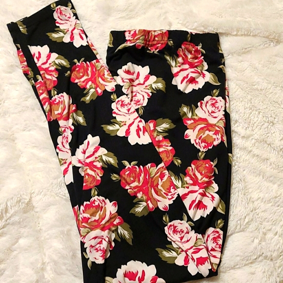 Pants - 💕Flowered leggings